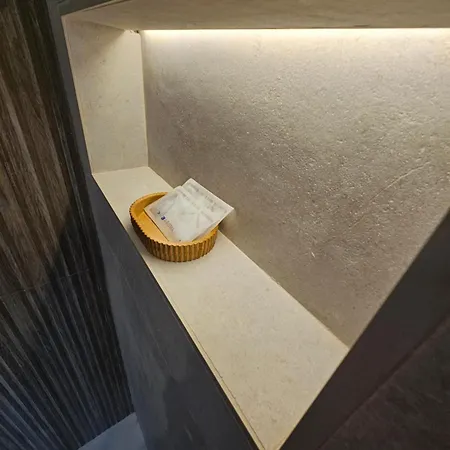 Nicolhouse 20 3* 바리