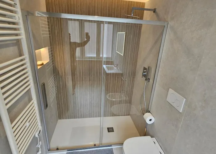 Nicolhouse 20 招待所